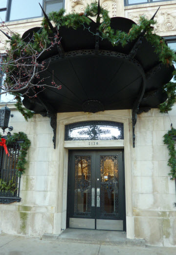 2130 N Lincoln Park West Entrance 2130 N Lincoln Park West Entrance