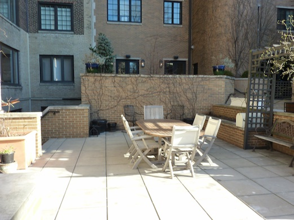 2130 N Lincoln Park West 2S Terrace 2130 N Lincoln Park West 2S Terrace