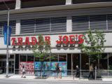click to see the list of condos near Trader Joe's in River North